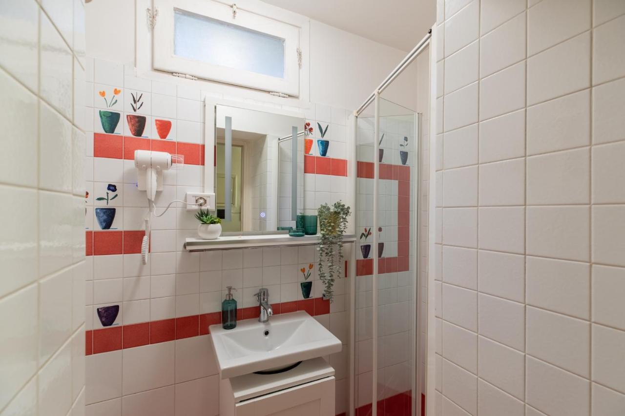 Iflat Comfy Apartament In Campo De' Fiori Roma Ngoại thất bức ảnh