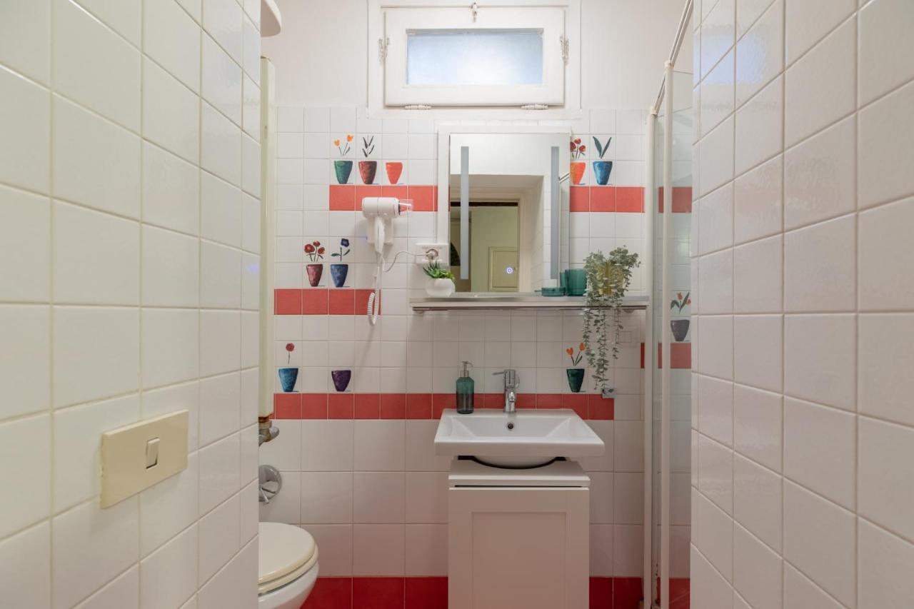 Iflat Comfy Apartament In Campo De' Fiori Roma Ngoại thất bức ảnh